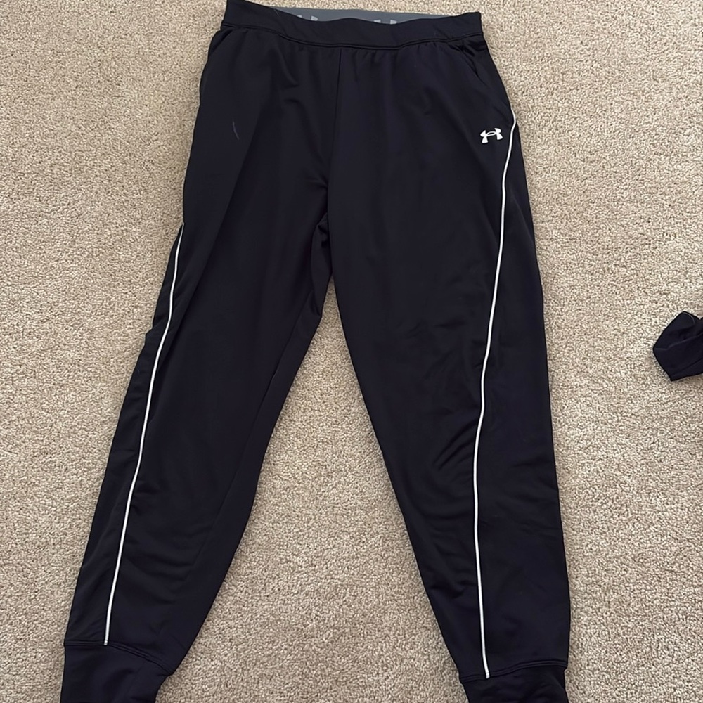 Under armor sweatpants